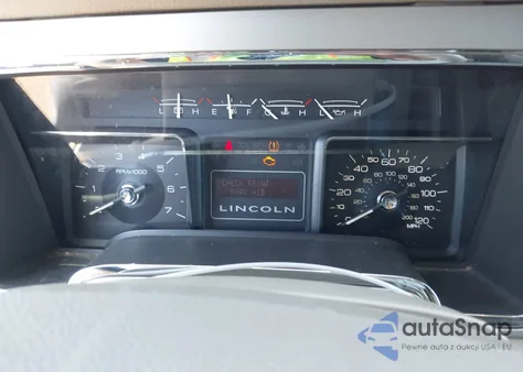 2010 Lincoln Navigator from USA, damaged, VIN 5LMJJ2H52AEJ07996